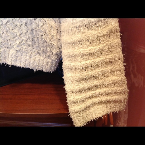 Alexis Sweater Dove Color  xs/s - Picture 6 of 8